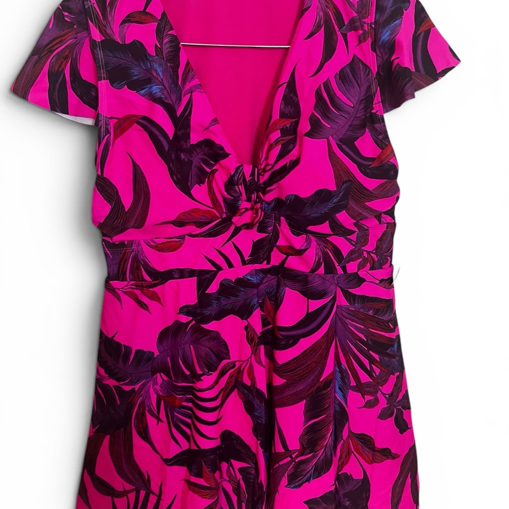 torrid Size 0 Hot Pink Tropical Print Swim Cover-Up NWT Twist Front Mini Dress - Picture 2 of 5